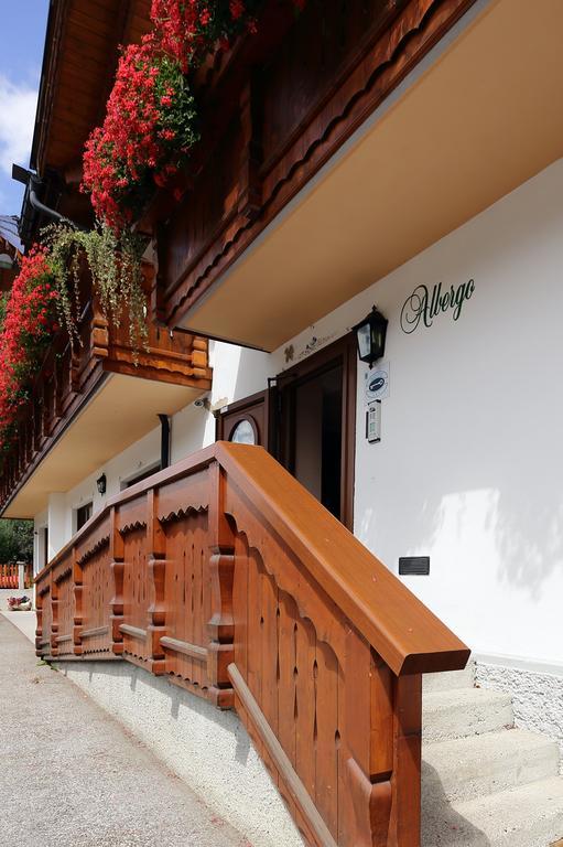 Hotel Al Sole Фузине-ин-Вальромана Экстерьер фото