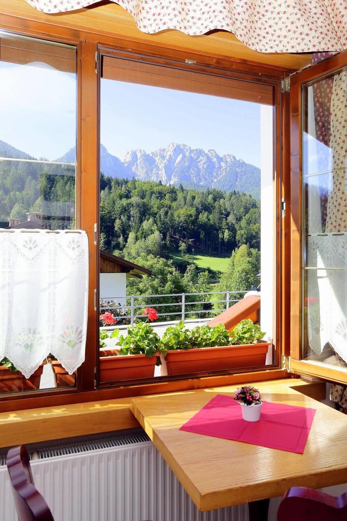 Hotel Al Sole Фузине-ин-Вальромана Экстерьер фото