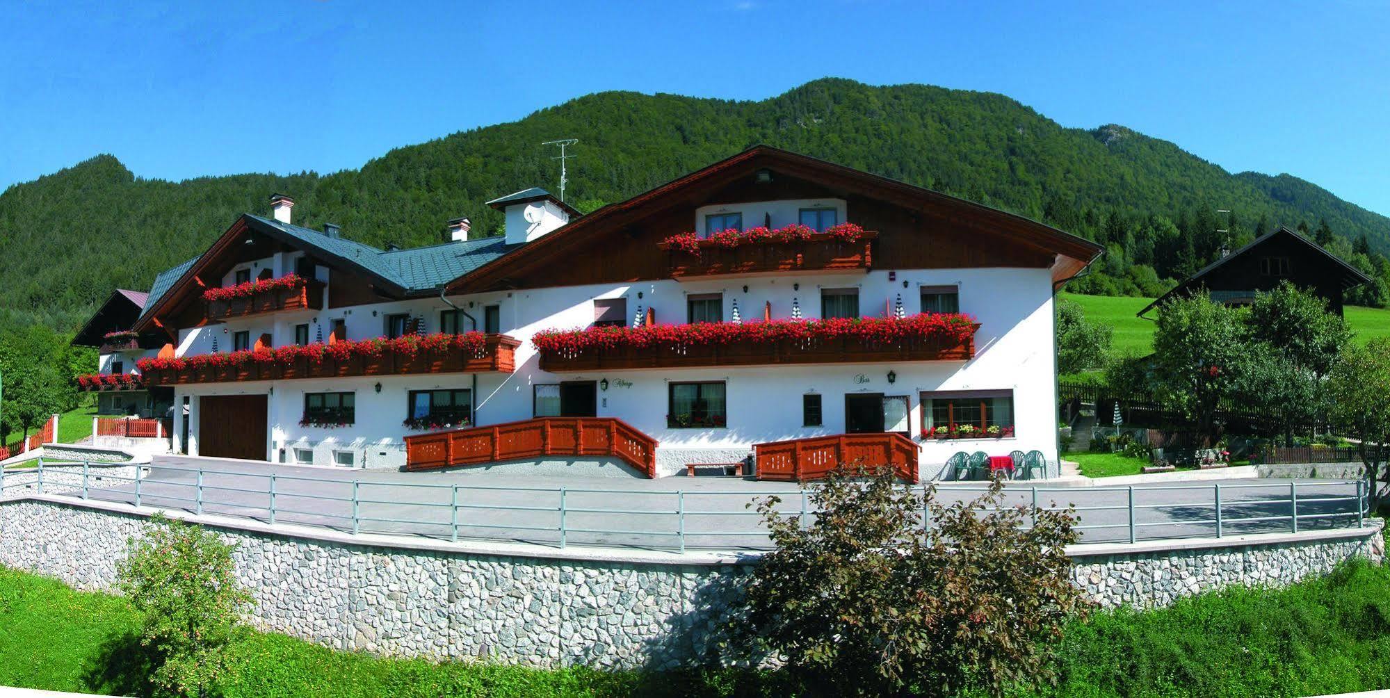 Hotel Al Sole Фузине-ин-Вальромана Экстерьер фото